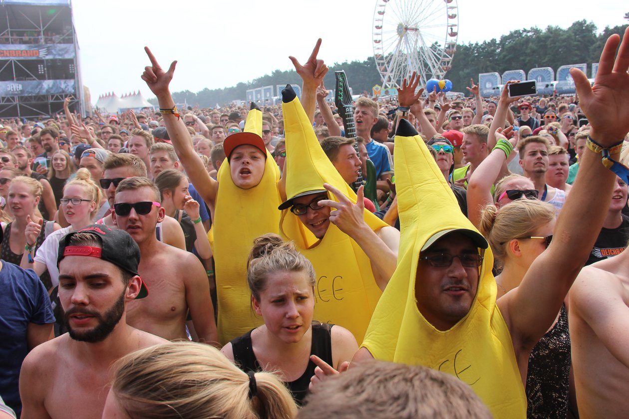 Alle Fotos zum Festival an der Nordsee. – Alles Banane?