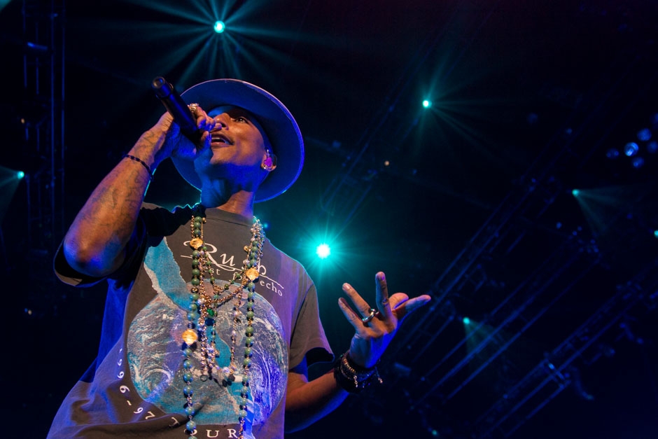 Pharrell Williams – A happy Superstar! – Keine Frage: Dieser Hut ging um die Welt.