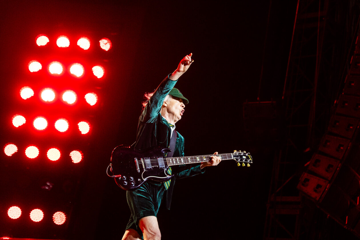 AC/DC – Der Auftaktgig zur ersten Tour seit acht Jahren: Angus Young und Co. auf Schalke. – Angus Young.