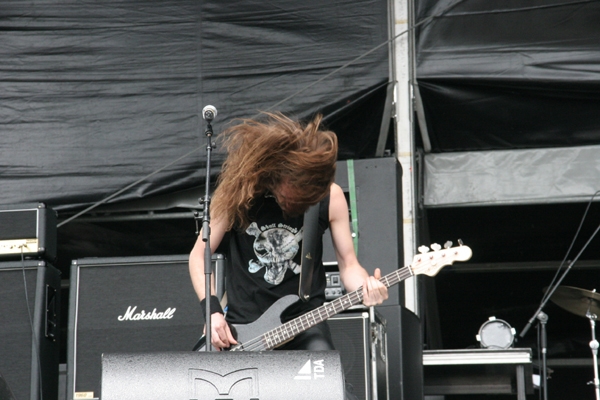 Amorphis – Sind auf Platte meist spannender, als auf der Bühne. – 