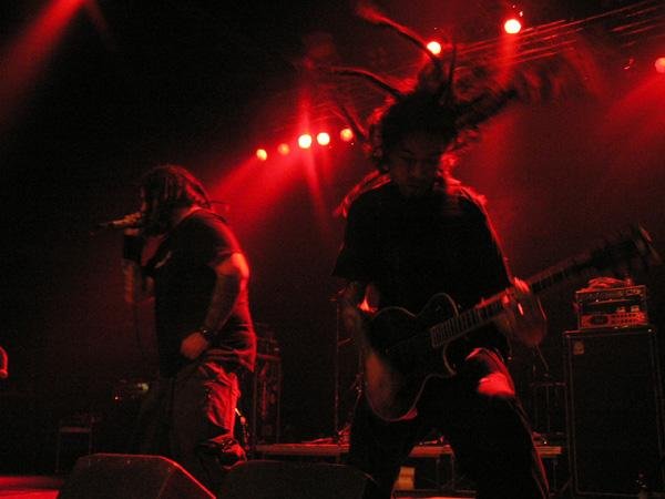 Bleed The Sky könnte auch auf Dauer im Metalcore bestehen. – 