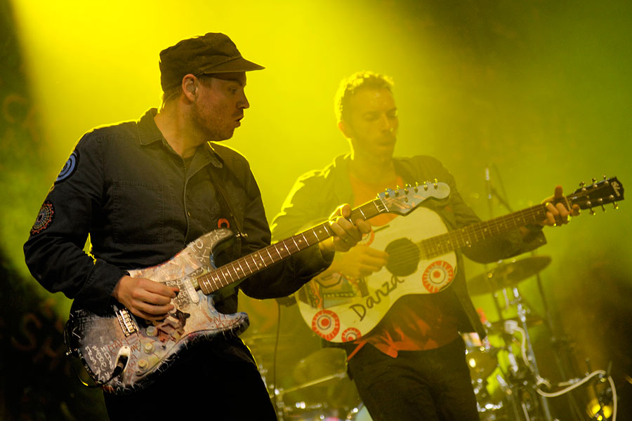 Coldplay spielen ein exklusives Radiokonzert im Kölner E-Werk. – ... sind ein eingespieltes Team ...