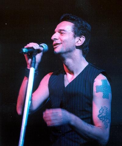 Dave Gahan – everything counts in large amounts