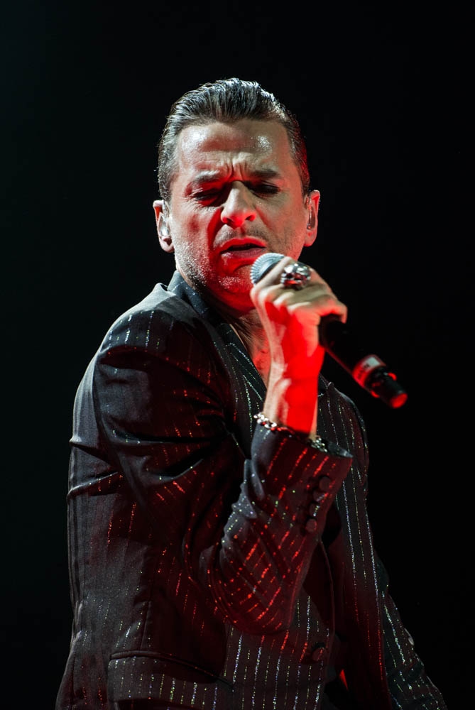Martin Gore, Dave Gahan und Andy Fletcher spielten gleich zwei Mal in der Esprit Arena. – Depeche Mode.