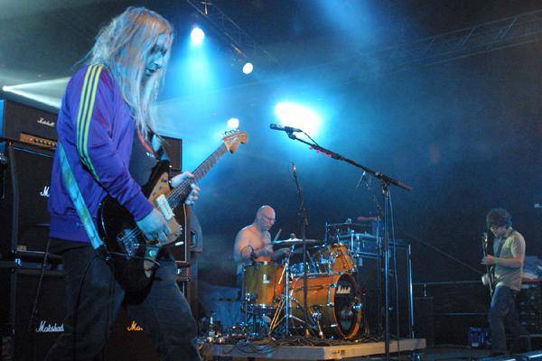 Dinosaur Jr. – Laut und heftig: Die Gitarrenwände des J. Mascis. – 