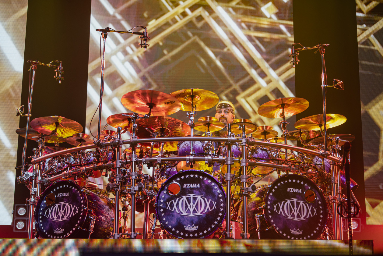 Dream Theater – Mike Portnoy.