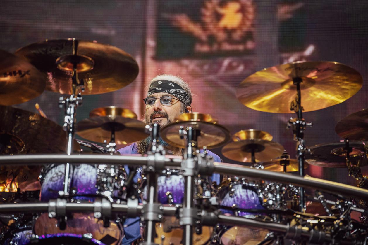 Dream Theater – Mike Portnoy.