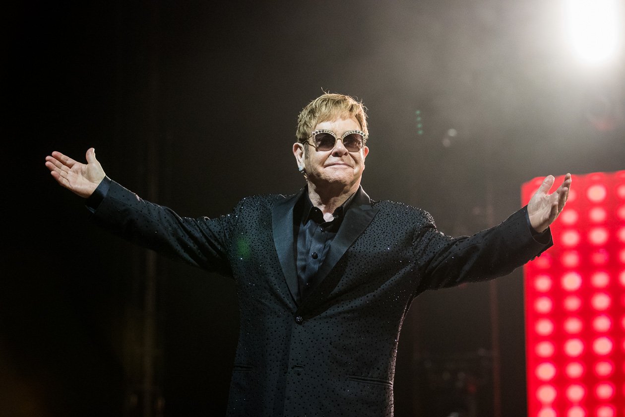 Elton John – Rocket Man!
