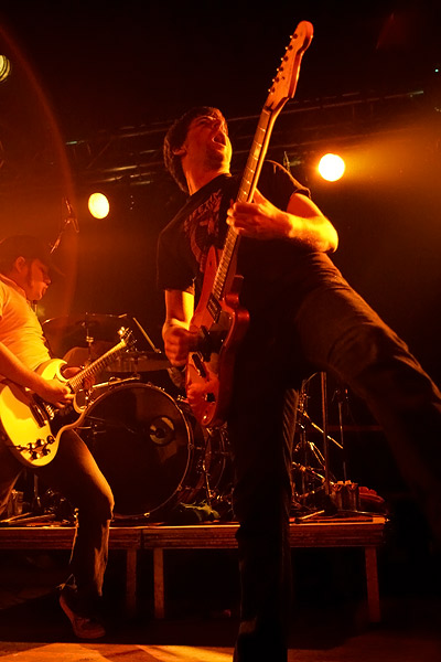 Im Februar 2006 spielen Fall Out Boy in der Kantine Köln. – 