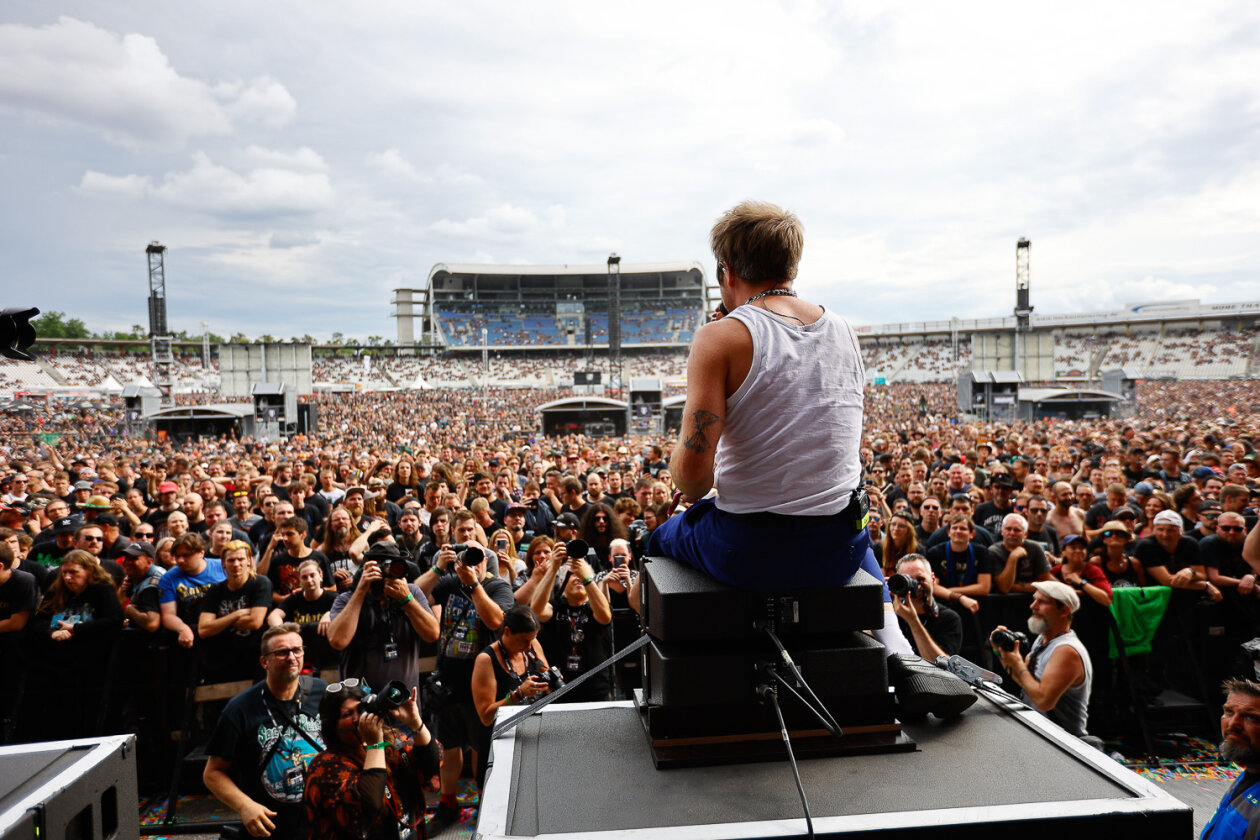 Metallica, Sabaton, Five Finger Death Punch u.a. bei der Premiere der deutschen Dependance des britischen Festivalklassikers. – Enter Shikari.
