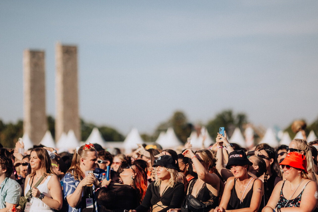 Mumford &amp; Sons, David Guetta, Imagine Dragons, Macklemore u.v.a. auf dem Berliner Olympiagelände. – Gegen die Sonne sieht man am Besten!