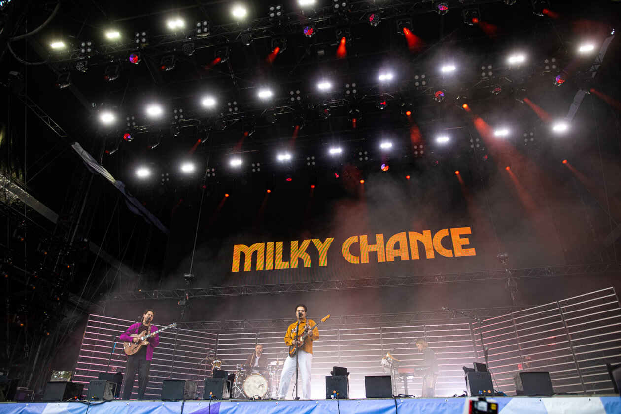 Milky Chance.