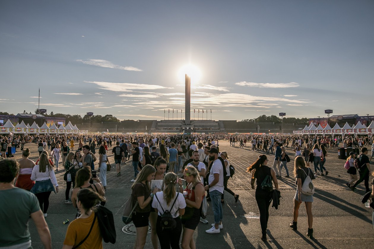 Casper, SXTN, Kraftwerk, Liam Gallagher, K.I.Z., David Guetta, The Weeknd etc. live im Berliner Olympiapark. – Schön war's: See you in 2019, Lollapalooza!