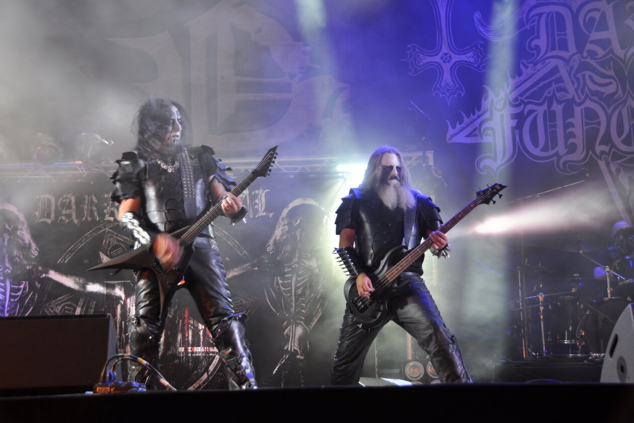 Düster, düster, am düstersten: Mayhem, Cannibal Corpse, Dismember, Alcest, Dark Funeral u.a. beim Extreme Metal-Festival in Thüringen. – Dark Funeral - das Inferno hat begonnen!