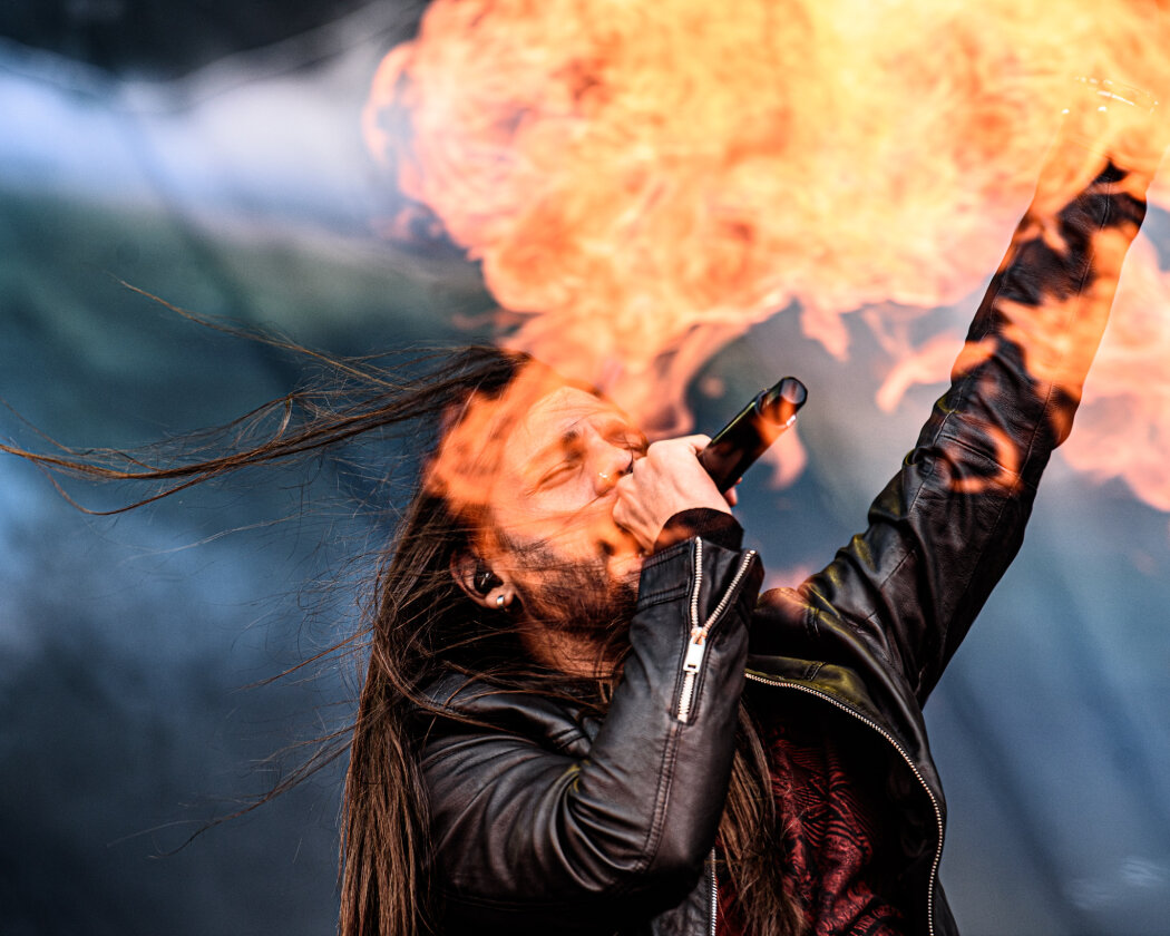 Zum Wochenende hin hat Odin ein Einsehen: Iron Maiden, Megadeth, Heaven Shall Burn, Biohazard, While She Sleeps oder Trivium drehen auf. – Amaranthe.