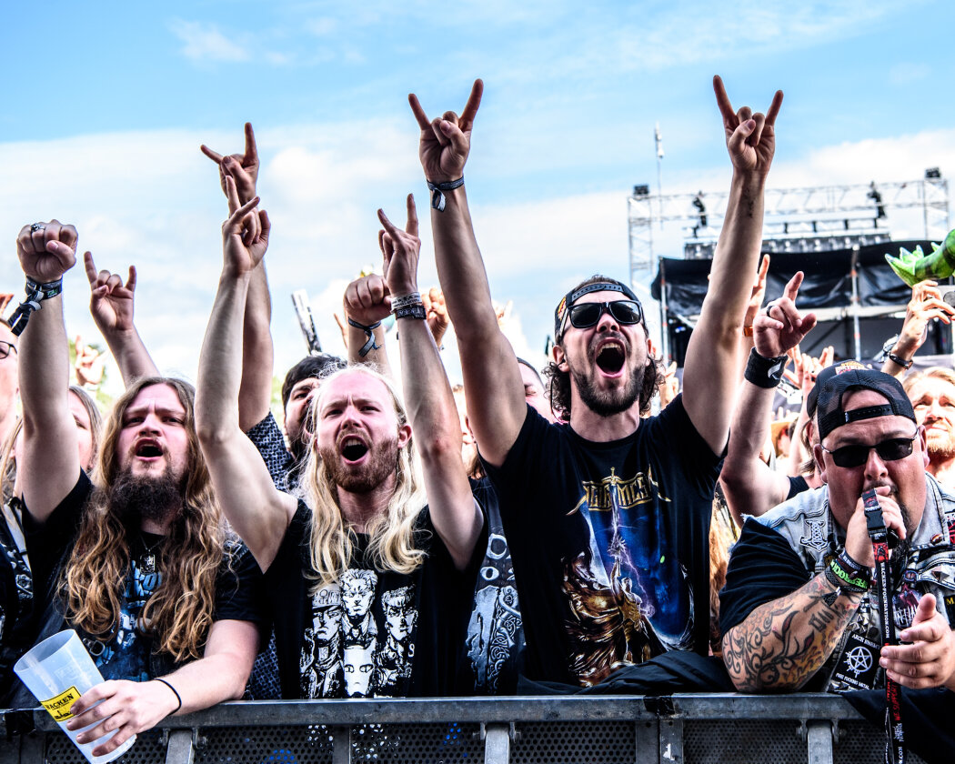 Zum Wochenende hin hat Odin ein Einsehen: Iron Maiden, Megadeth, Heaven Shall Burn, Biohazard, While She Sleeps oder Trivium drehen auf. – Und jetzt ...