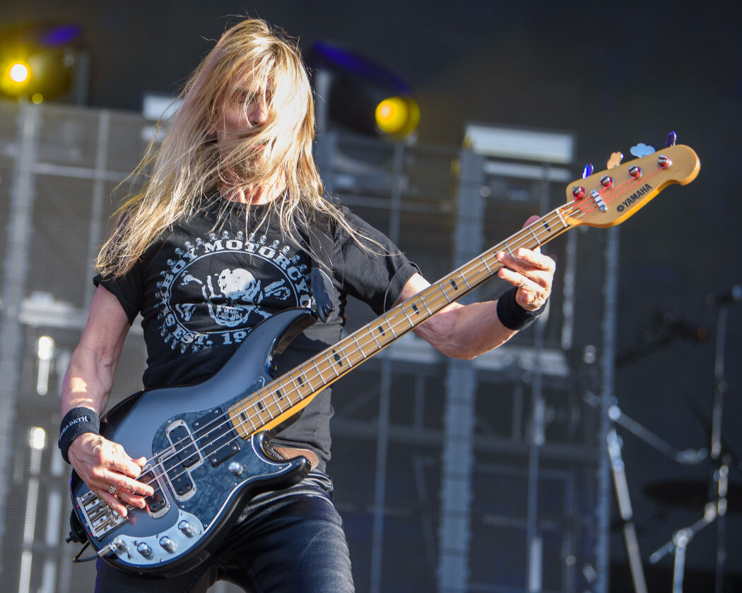 Zum Wochenende hin hat Odin ein Einsehen: Iron Maiden, Megadeth, Heaven Shall Burn, Biohazard, While She Sleeps oder Trivium drehen auf. – Megadeth.
