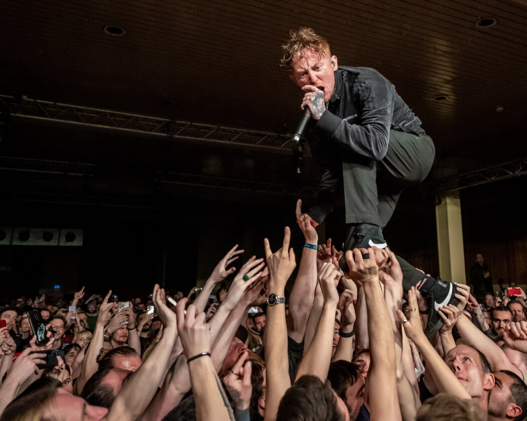 Punk und Pogo pur: Frank Carter und die Rattlesnakes. Support: Mimi Barks. – Frank Carter And The Rattlesnakes.