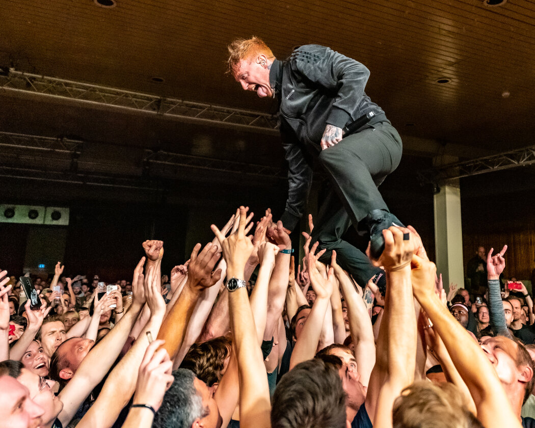 Punk und Pogo pur: Frank Carter und die Rattlesnakes. Support: Mimi Barks. – Frank Carter And The Rattlesnakes.