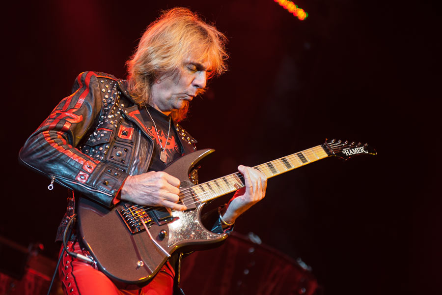 Judas Priest – Die Metal-Urviecher in Düsseldorf. – Glenn Tipton.