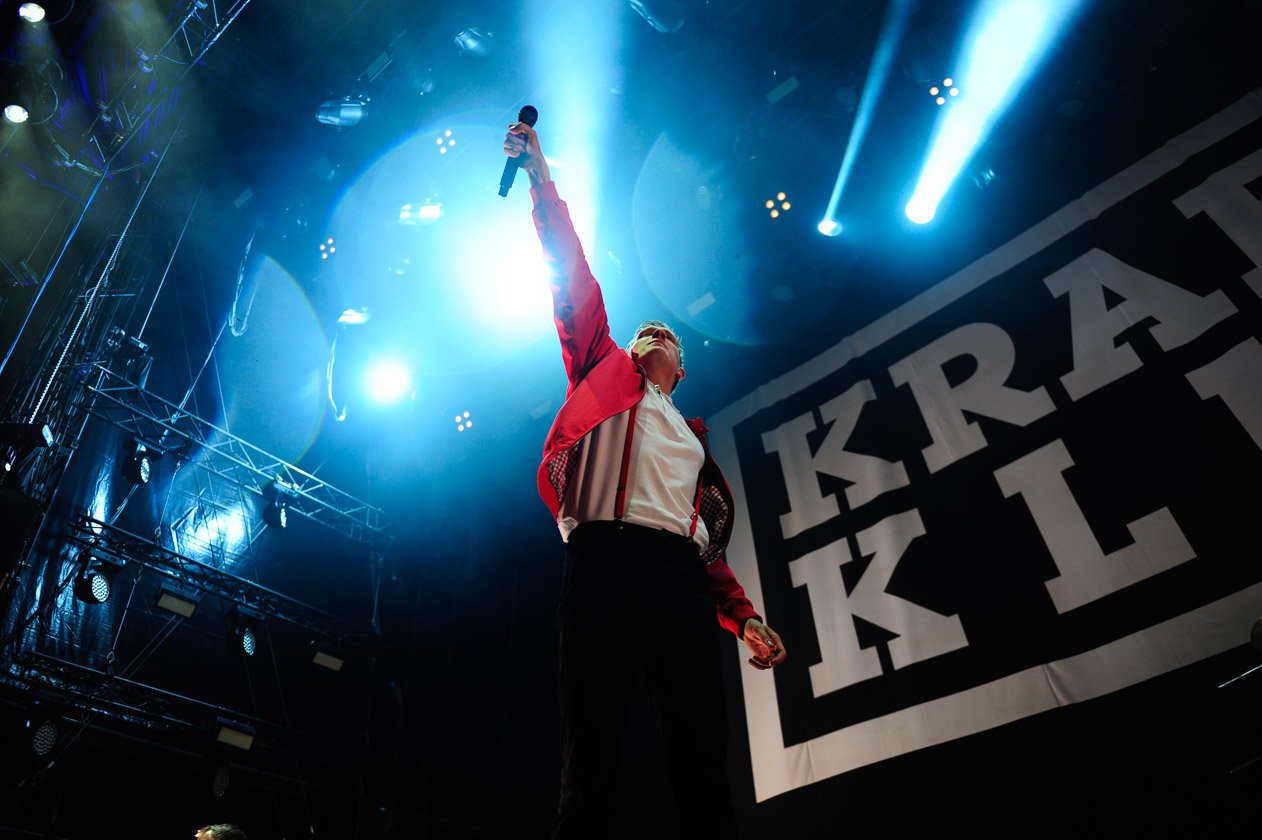 Kraftklub – Ein Rock-Fest bei strömendem Regen. – Und jetzt alle!