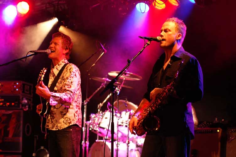 Level 42 – Bei den Jazz Open ließen Mike King und Co. die Funk-Sau raus. – 