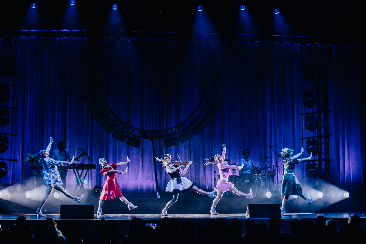 Weihnachtsshow: Die kalifornische Violistin und Komponistin auf Snow Waltz Tour. – Lindsey Stirling.