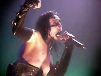 Im Januar 2001 suchte Marilyn Manson Hamburg heim. – 