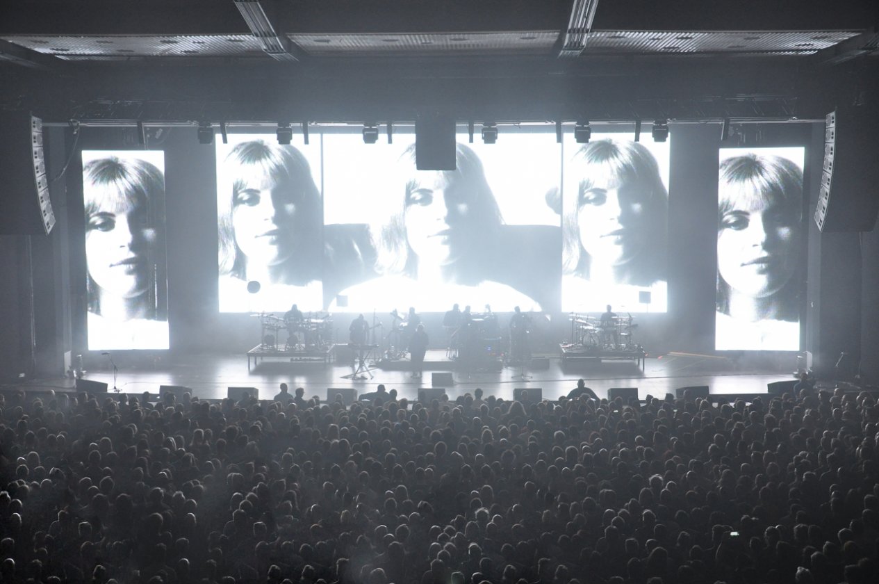 21 Jahre Mezzanine. Mit allen Gästen. – Massive Attack.