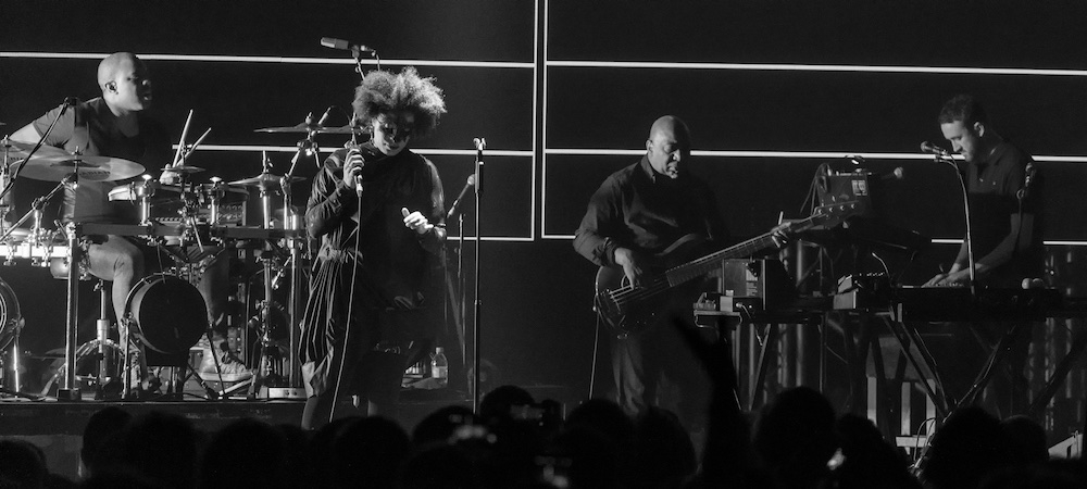 Massive Attack – Die britischen Trip Hop-Legenden zurück auf Deutschlandtour. Natürlich ausverkauft. – Volles Programm.