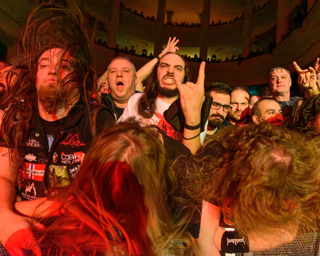 Max & Igor Cavalera – Die beiden Metal-Legenden Max und Igor Cavalera bringen frühes Sepultura-Material auf die Bühne. – Fans.