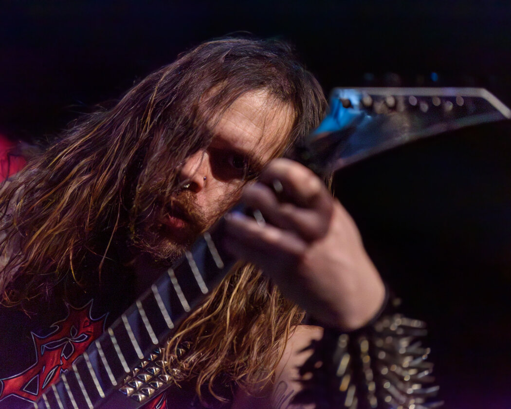 Max & Igor Cavalera – Die beiden Metal-Legenden Max und Igor Cavalera bringen frühes Sepultura-Material auf die Bühne. – Travis Stone. 