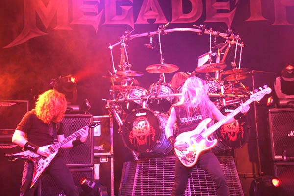 Megadeth – Starke Musiker, aber keine echte Band. – 