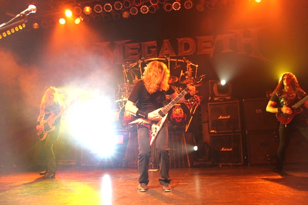 Megadeth – Starke Musiker, aber keine echte Band. – 