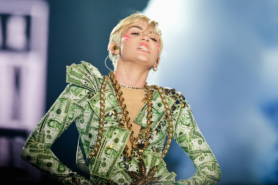 Miley Cyrus – Money, money, money.