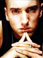 Eminem: Prügelei auf dem Herren-WC