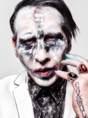 Von Pistolen getroffen: Marilyn Manson sagt Konzerte ab