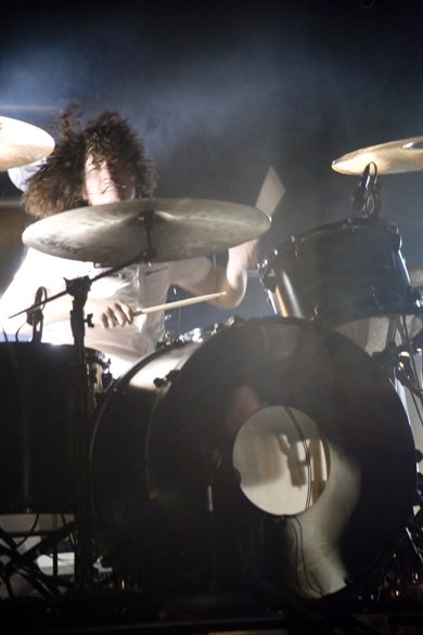 Nine Inch Nails – Das ist keine Musik, das ist der Sound einer Stahlgießerei: Laut und brachial. – Auch der Drummer hatte Spaß.