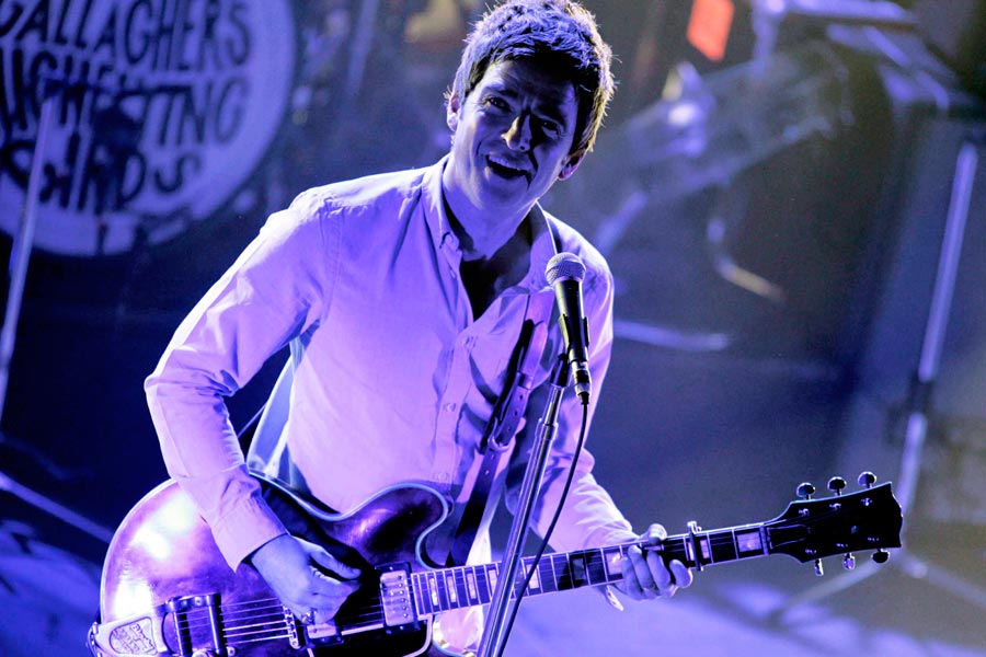 Noel Gallagher's High Flying Birds – Nach dem Split vom Bruder zeigt Noel Gallagher wo es lang geht. – Noel Gallagher.