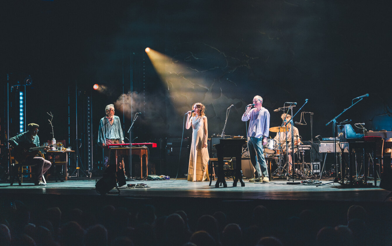 Zwei restlos ausverkaufte Konzertabende in Berliner: Die 90er Indie-Ikone begeistert die Fans. – PJ Harvey.