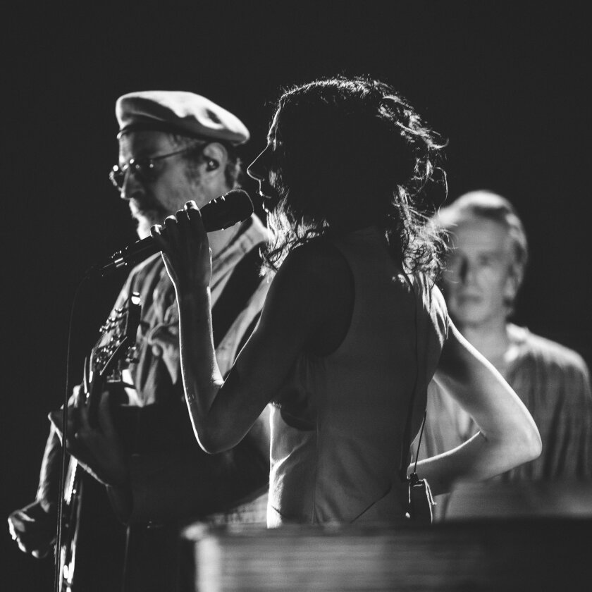 Zwei restlos ausverkaufte Konzertabende in Berliner: Die 90er Indie-Ikone begeistert die Fans. – PJ Harvey.