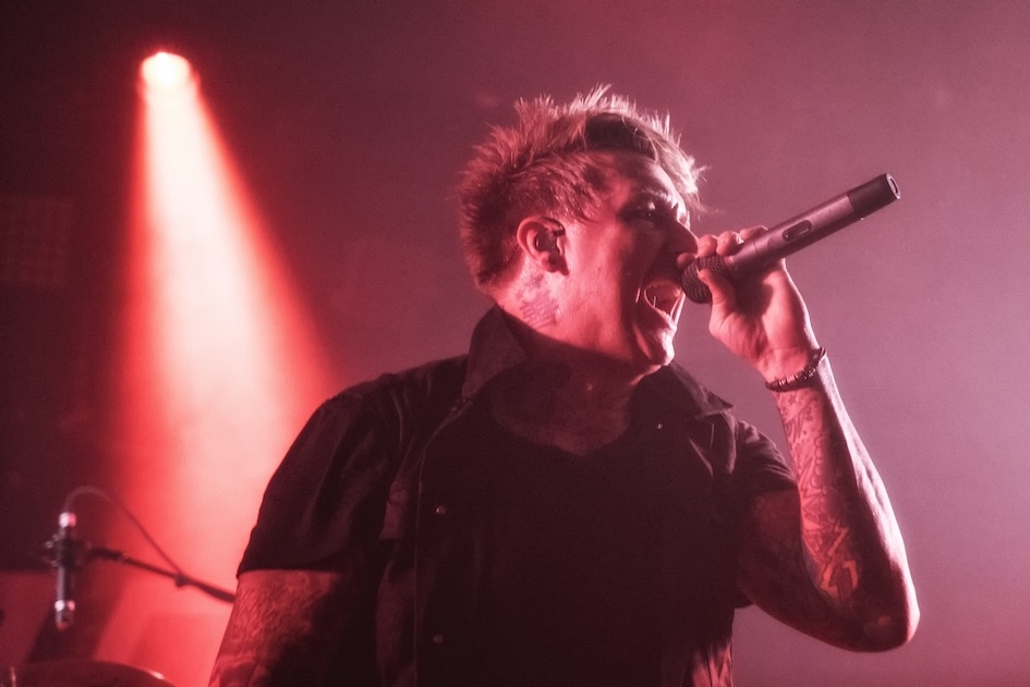 Papa Roach – On stage mit In Flames. – "<i>This is my last resort!</i>"