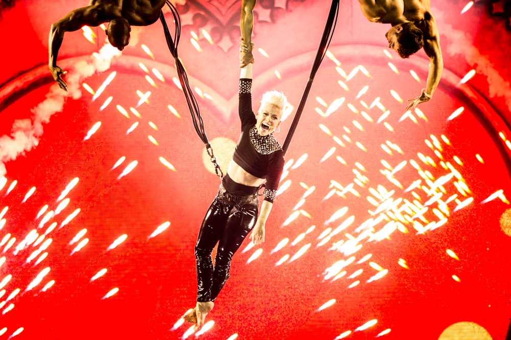 Pink live im ISS Dome. – Pink live im ISS Dome Düsseldorf.