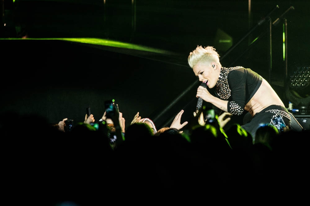 Pink live im ISS Dome. – Pink live im ISS Dome Düsseldorf.