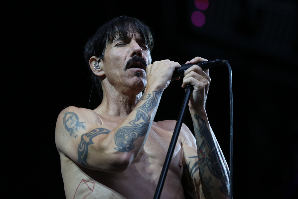 Red Hot Chili Peppers – Anthony.