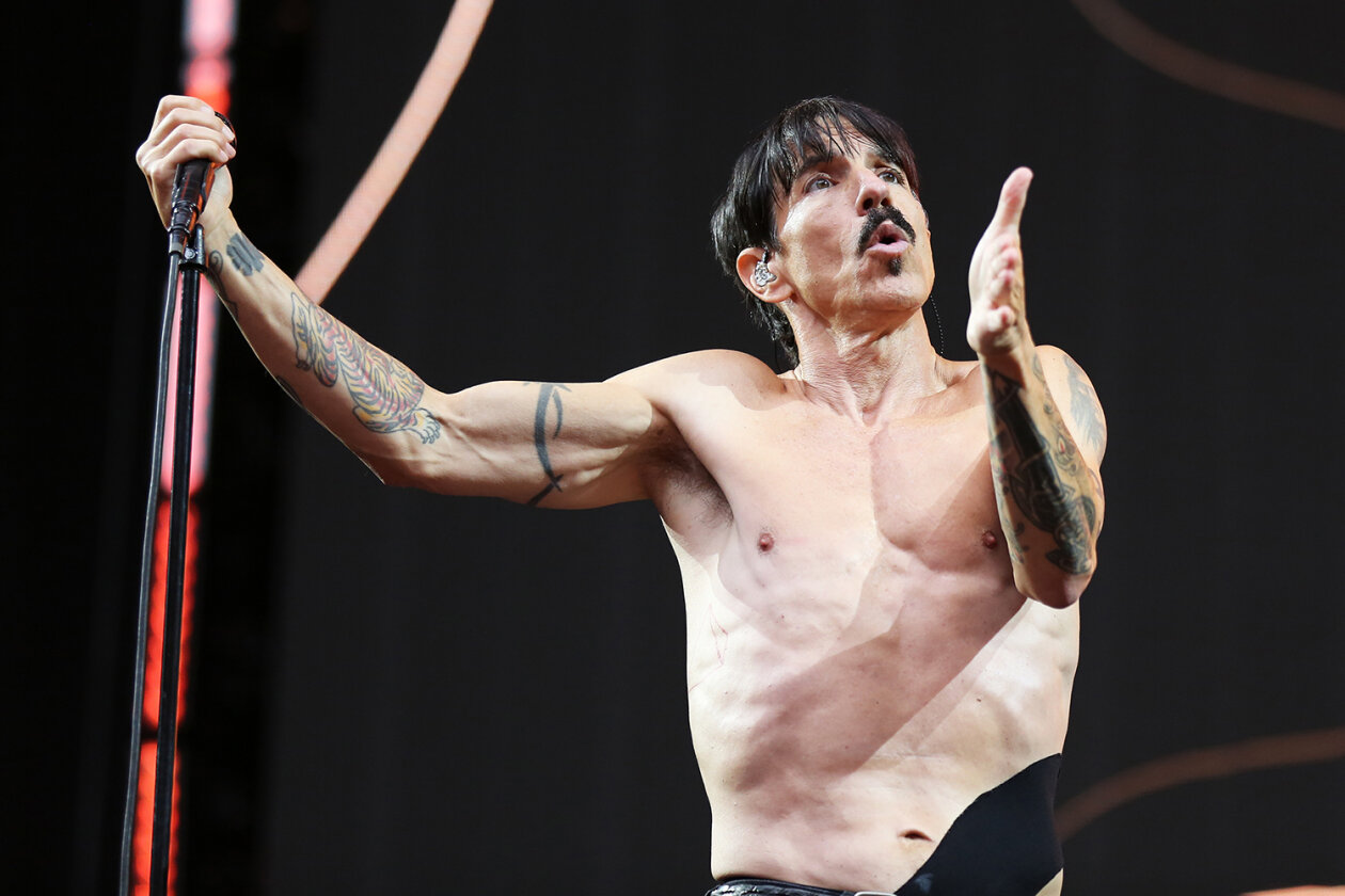 Red Hot Chili Peppers – Anthony.
