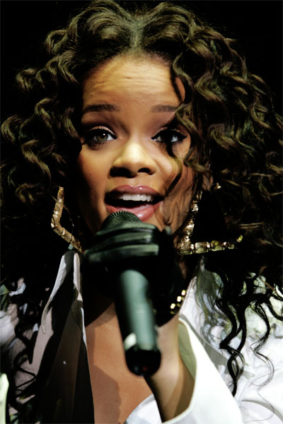 Rihanna – Heiße Höschen und heißer Sound in Kölle. – 