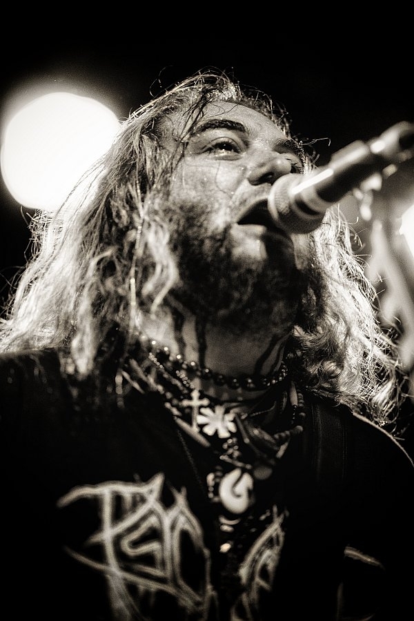 Soulfly – Soulfly.