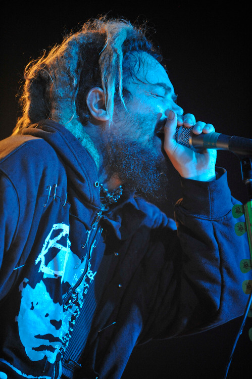 Soulfly – Bang your head to this! Max Cavalera in Rage. – Max am Mikro.