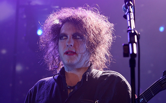 The Cure – Vergöttert wie eh und je: Robert Smith und Co. 2008 live in München. – 